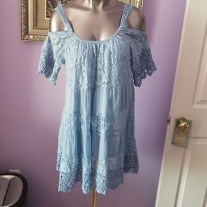 Italian lace cold shoulder tunic